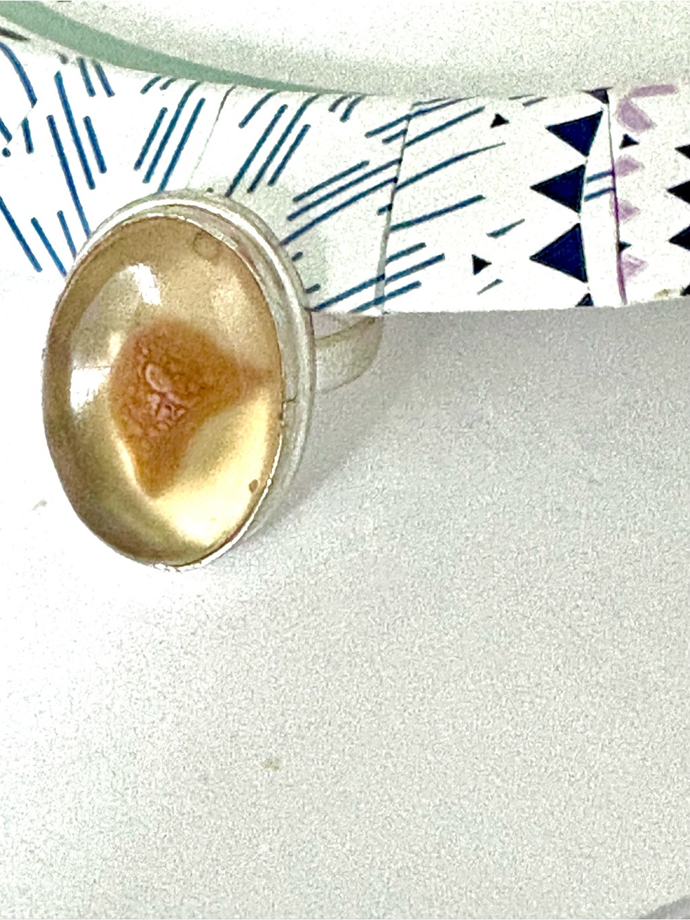 Beautiful, 1 inch, 925 marked, Botswana Agate  ring size 8